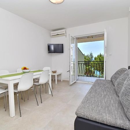 Apartments Despot Tucepi Bagian luar foto