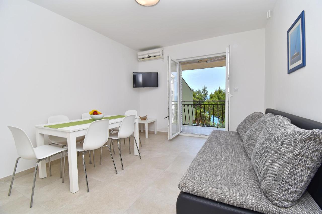 Apartments Despot Tucepi Bagian luar foto
