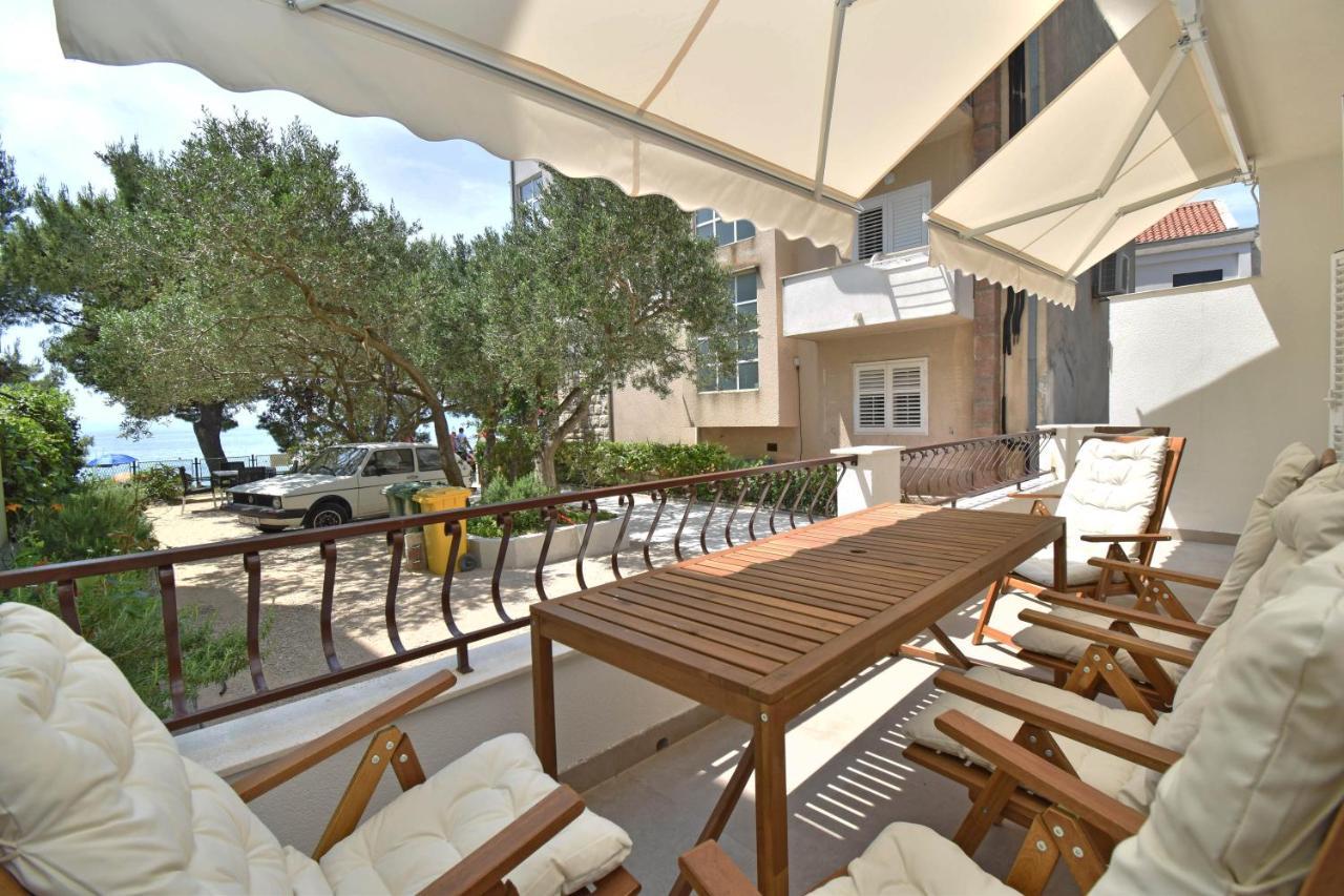 Apartments Despot Tucepi Bagian luar foto