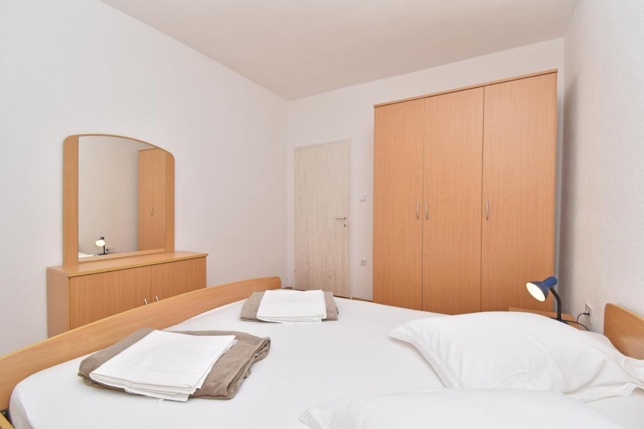 Apartments Despot Tucepi Bagian luar foto