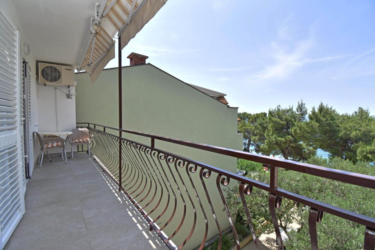 Apartments Despot Tucepi Bagian luar foto